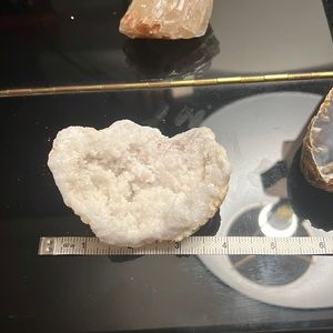 Stunning Geode with druzy white crystals